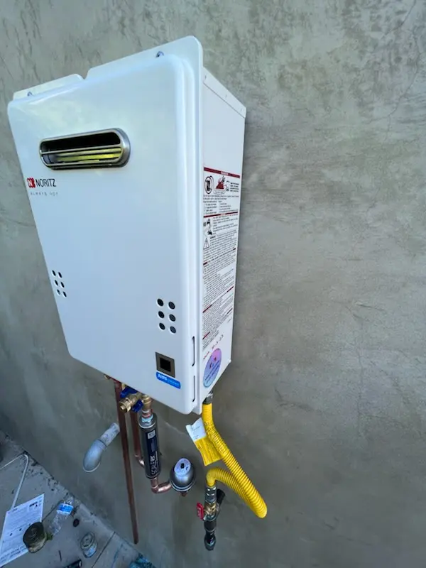 Tankless water heater installation for Sabre Springs homes